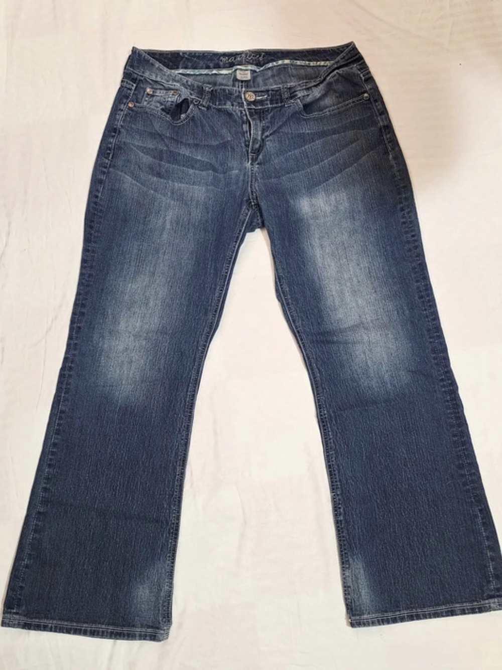 Maurices 16 REG Bootcut Jeans in Blue